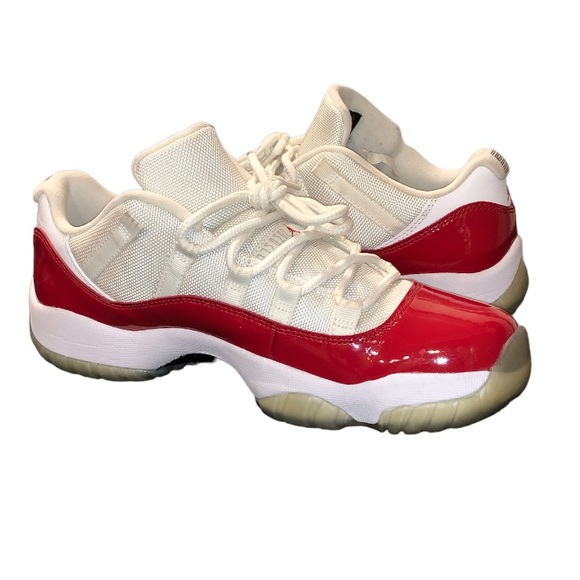 Air Jordan 11 Retro Low - Picture 4 of 17